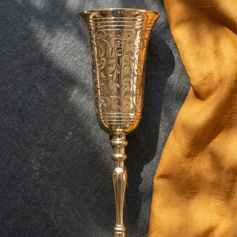 Elegant Engraved Wine Goblet for wedding and anniversary gifts