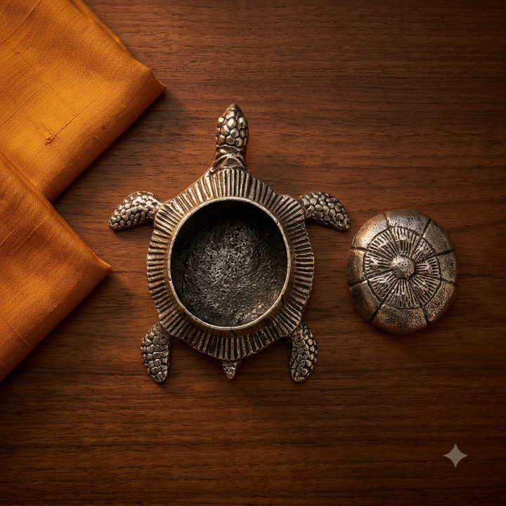 Antique Metal Turtle Candle Holder with Detachable Shell Lid