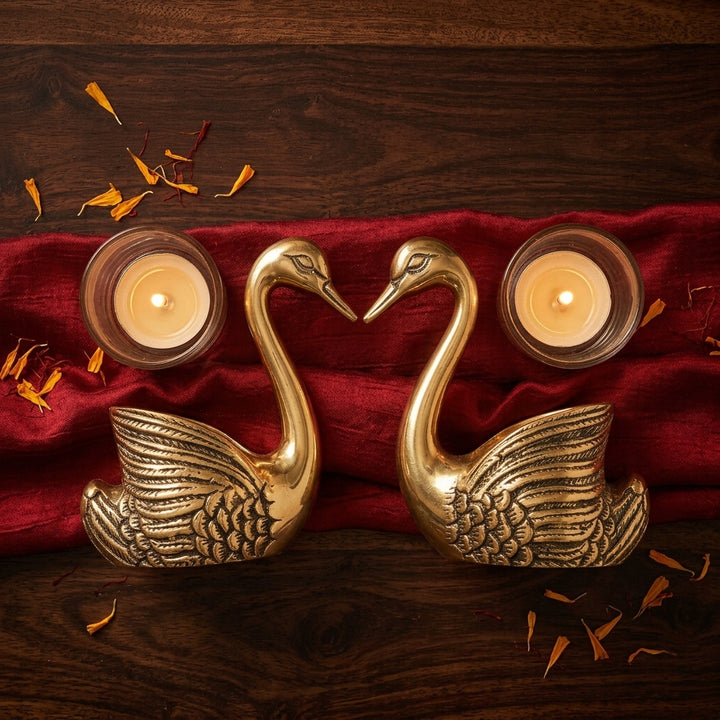 Decorative Swan Tea Light Candle Holder Set for festive table styling
