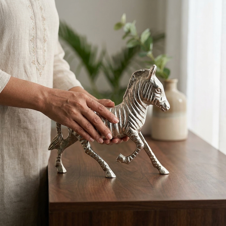 Premium silver finish horse decorative sculpture for gifting