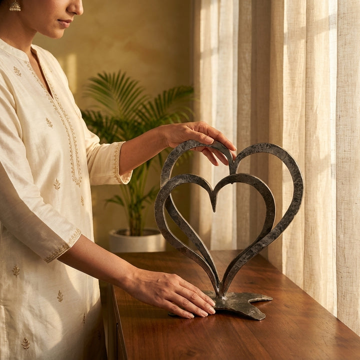 Contemporary Silver Finish Double Heart Table Decor Showpiece for couples