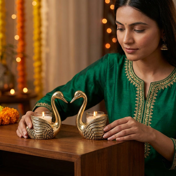 Luxury Swan Tea Light Candle Holder Set for premium home décor