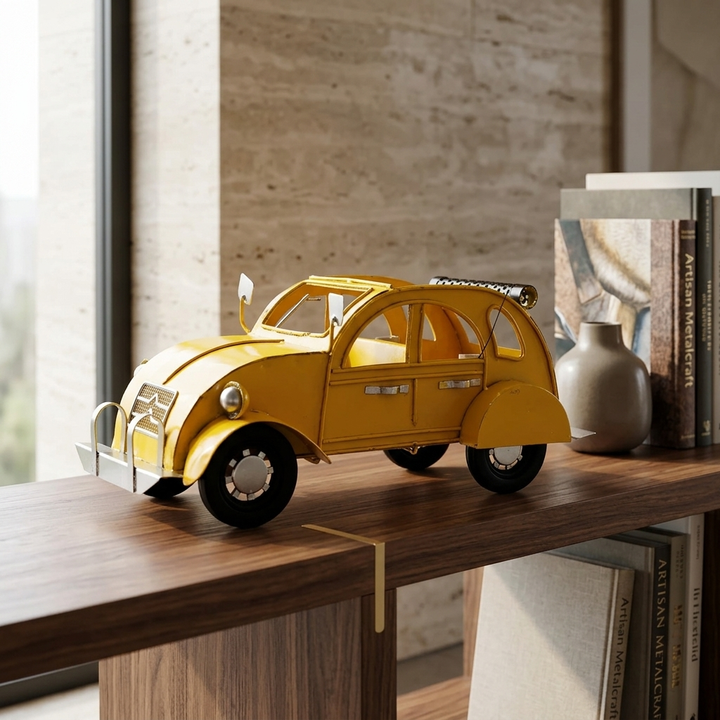 Metal Vintage Car Showpiece